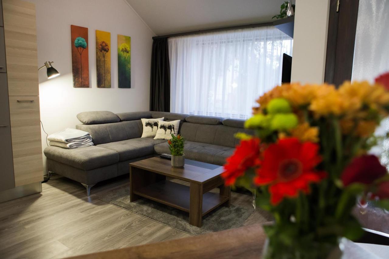 Ferienwohnung Kikelet Apartman Szombathely Exterior foto