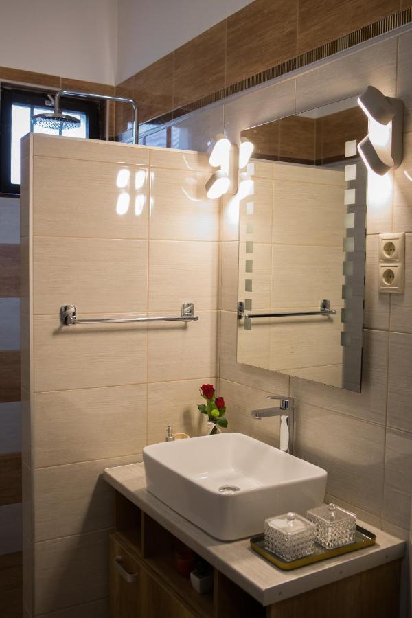 Ferienwohnung Kikelet Apartman Szombathely Exterior foto